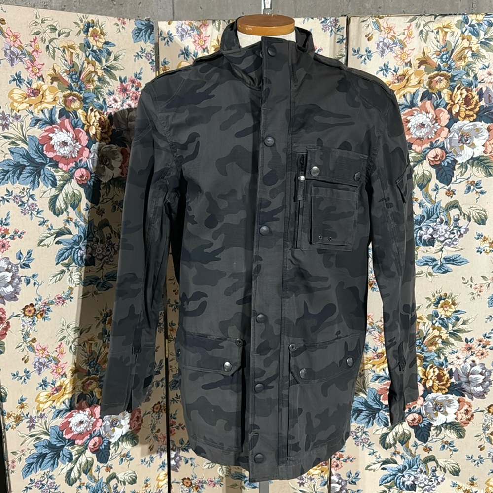 Triumph motorcycle jacket size 44/56 large